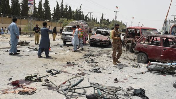 14 قتيلا بهجوم شنه مسلحون على حافلة بإقليم بلوشستان