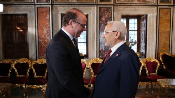 تونس.. تصعيد بين الفخفاخ والنهضة يمتد لقصر الرئاسة