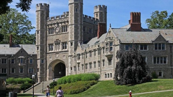 جامعة برينستون تعتزم إزالة الرئيس ويلسون عن إحدى كلياتها