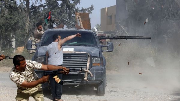 قوات حفتر تقصف "غريان" وتستعد لهجوم جديد على طرابلس