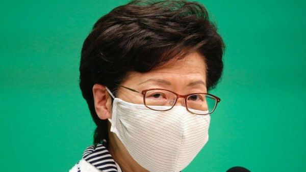 زعيمة هونغ كونغ تتخلى عن زمالة جامعة كامبريدج