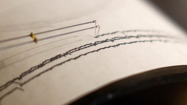 زلزال قوي يضرب شمال شرقي إيران