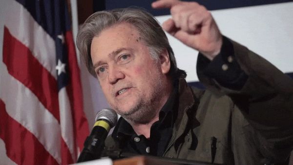 مستشار ترامب السابق ستيف بانون