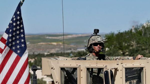 استهداف قاعدة للقوات الأمريكية بقذائف صاروخية شرق سوريا