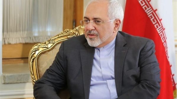 ظريف: ازدحام مضيق هرمز يؤدي لحوادث لا مفرّ منها