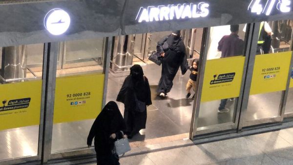 قطر تعتذر رسميا.. إحالة مسؤولين عن واقعة فحص النساء في المطار للتحقيق