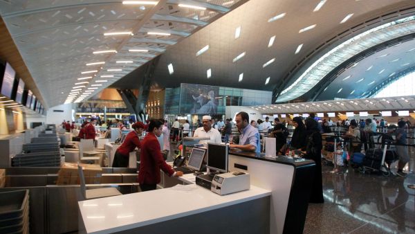 بريطانيا وأستراليا ترحبان برد فعل قطر إثر تفتيشات "غير قانونية" لمسافرات