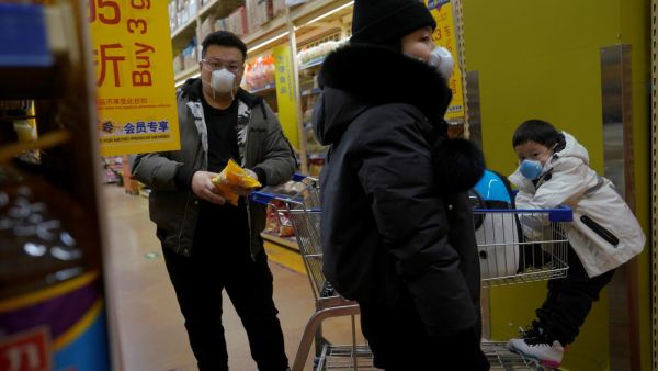 منظمة الصحة تعلن عن زيادة قياسية في إصابات فيروس كورونا تتجاوز 284 ألفا