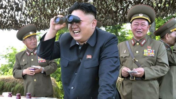 كوريا الشمالية تطلق قذيفة متوسطة المدى