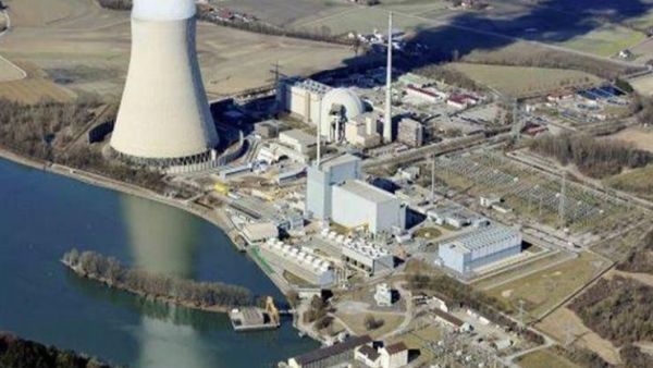 فرنسا تغلق أقدم محطة طاقة نووية