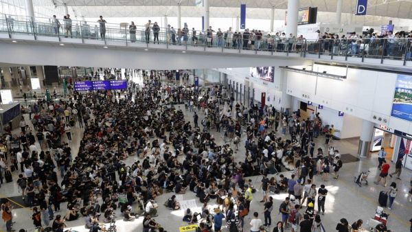 مطار هونغ كونغ