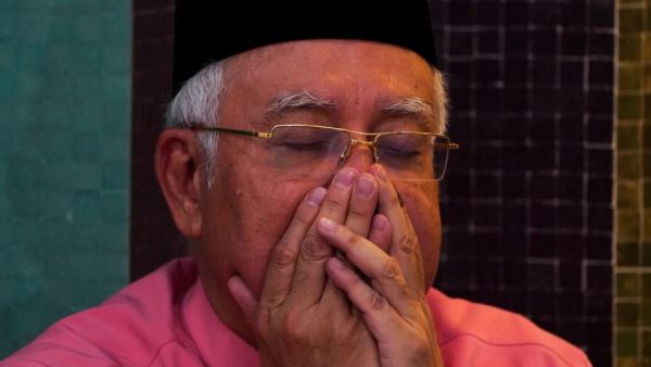  نجيب عبد الرزاق