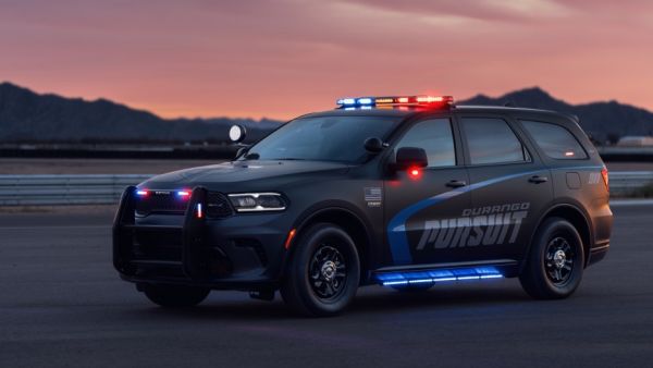 دودج تكشف عن دورانجو وتشارجر Pursuit المخصصة للشرطة