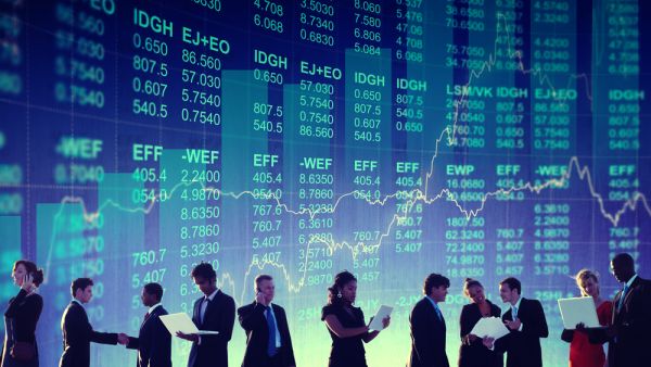 الأسهم الآسيوية تحقق مكاسب كبيرة مع اقتراب بايدن من حسم الانتخابات
