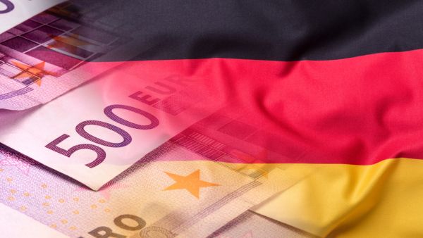 ارتفعت أسعار المستهلكين، المعدلة بحيث يمكن مقارنتها بمعدلات التضخم في دول أخرى أعضاء في الاتحاد الأوروبي، 3.4 في المائة خلال أغسطس