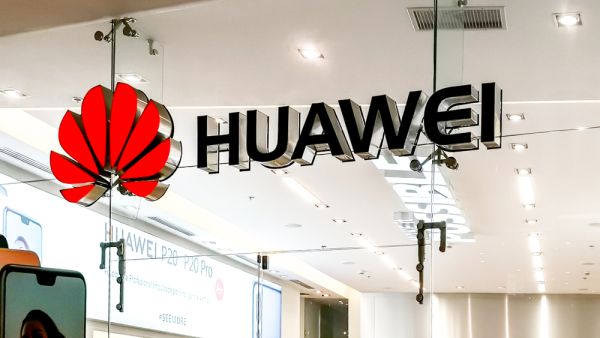 رئيس Huawei يدعو أميركا على إعادة النظر في "هجوم" على سلاسل إمدادها