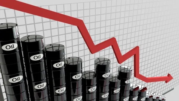 نزل خام برنت 16 سنتا بما يعادل 0.2 بالمئة إلى 65.98 دولار للبرميل، وهبط خام غرب تكساس الوسيط 22 سنتا أو 0.4 بالمئة إلى 60.22 دولار للبرميل