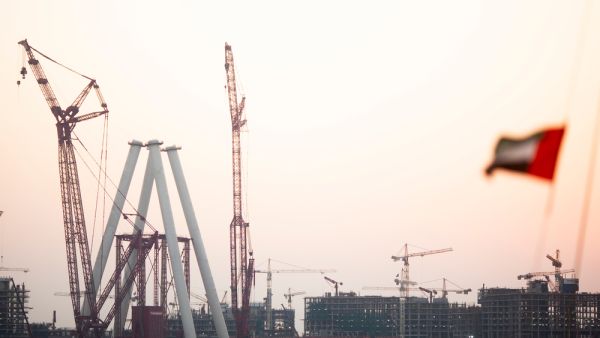 القطاع العقاري في الإمارات يظهر 6 مؤشرات إيجابية 