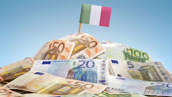 الحكومة الإيطالية تعطي الضوء الأخضر لخطة استخدام أموال الاتحاد الأوروبي للتعافي الاقتصادي