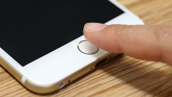Apple ستعود إلى الحقبة القصيرة لأجهزة iPhone – iPhone X و XS و XR وأيا من أجهزة iPhone الجديدة التي تأتي في 2019 و 2020
