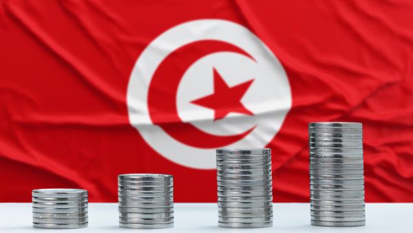 موديز تشعل الخطوط الحمراء للاقتصاد التونسي