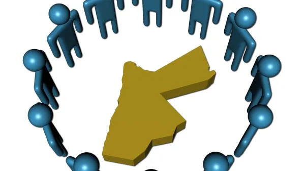 دعا وزير العمل العمالة الوافدة غير القانونية إلى الإسراع في تصويب أوضاعها كون الحكومة لن تتهاون مع هذه العمالة 