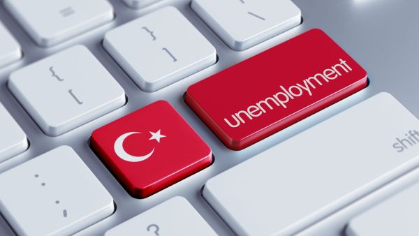 البطالة في تركيا نحو قفزة جديدة وتوقعات بتراجع أسعار الوقود