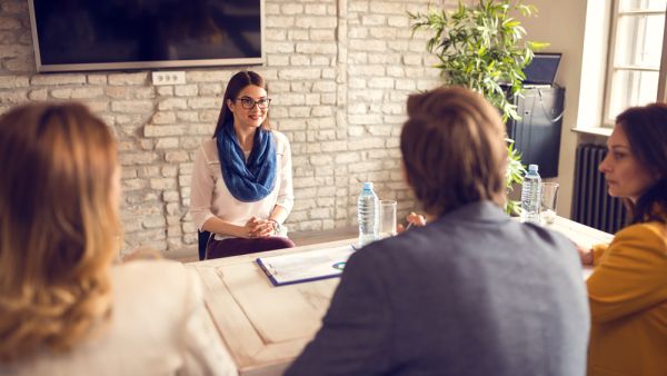إذا لم تتلق أي اتصال أو رسالة بالبريد الإلكتروني بعد انتهاء المدة المحددة، فربما حان الوقت لتخطي هذه الوظيفة والتوقف عن التفكير بها