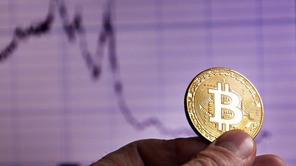 السلطات الكندية تسمح بإطلاق أول صندوق استثماري للـ"بيتكوين" في البورصة في العالم