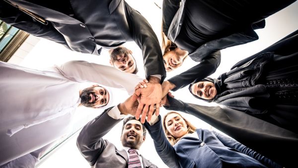 24 بالمائة من المشاركين قالوا إن النفط والغاز والبتروكيماويات تقدم أفضل مسار وظيفي