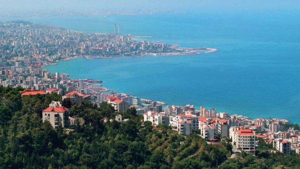 Lebanon Daily Newspaper Temporary Halt Print Edition Due To Economic Crisis