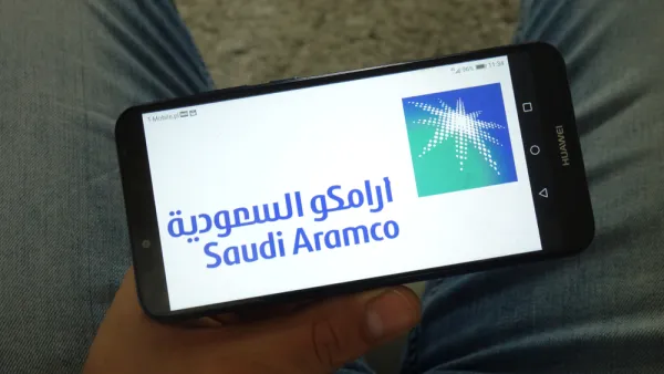 تمت تغطية الاكتتاب بنسبة 465 في المائة، بعد جمعه 446 مليار ريال "نحو 119 مليار دولار
