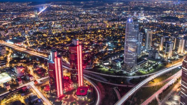 "موديز" تخفض تصنيفها الائتماني لتركيا من "بي 1" إلى "بي 2"  مع نظرة سلبية مستقبلية