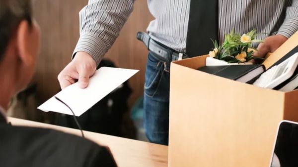 5 أمور تسبب ابتعاد الموظفين عن مديرهم