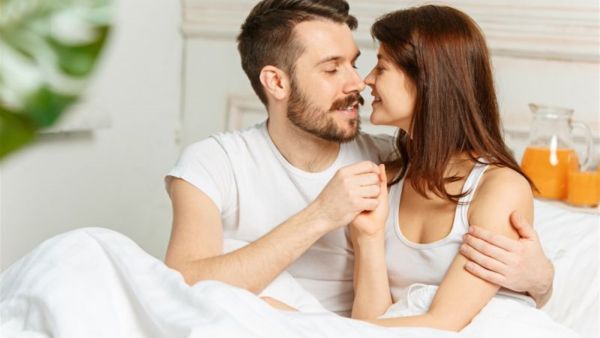 الرجل يعشق في المرأة اربعة أشياء عليك معرفتها