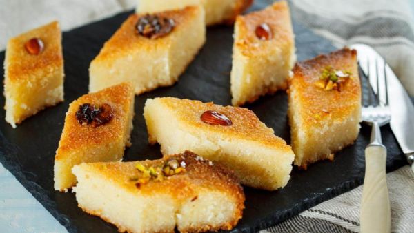طريقة عمل البسبوسة بالسميد