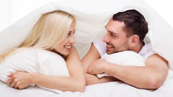 فوائد سائل المرأة للرجل وطريقة الوصول للنشوة