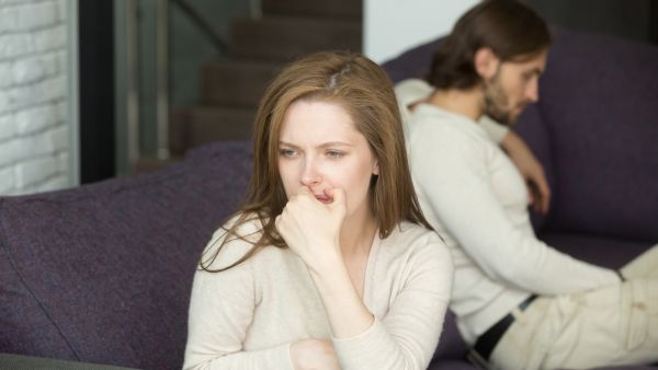 ترفض بعض النساء الخروج عن نطاق راحتها فتتشبث بأفكارها ومعتقداتها ومبادئها