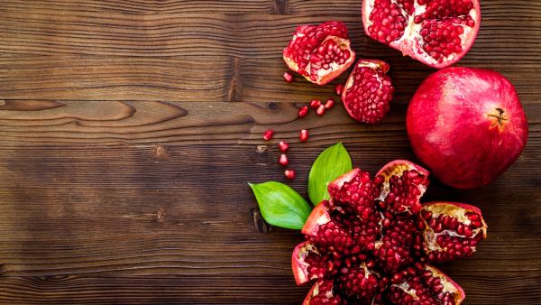 الرمان غني بمادة البوليفينول المضادة للأمراض مما قد يحسن وظائف المخ