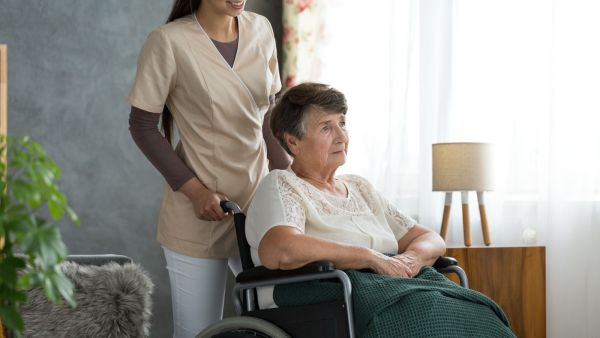 مرض الزهايمر اضطرابًا دماغيًا شائعًا ينجم عن تراكم البروتين في الدماغ