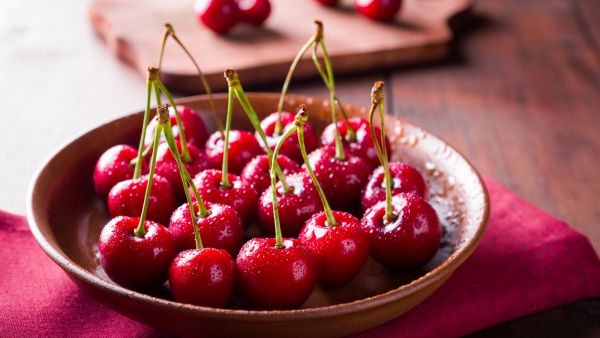 يعتبر الكرز الأحمر مصدراً غنيّاً بالبوتاسيوم
