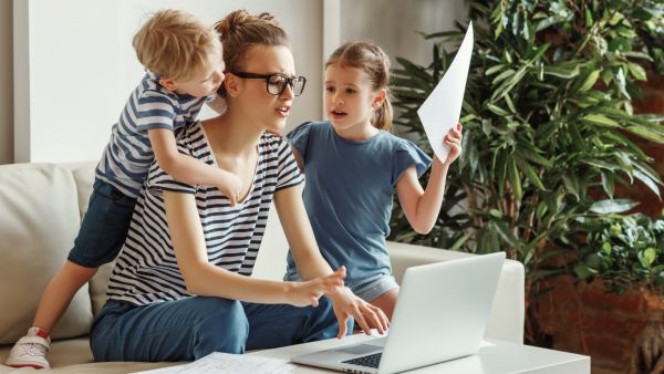 تحديات الأمومة المرفوضة