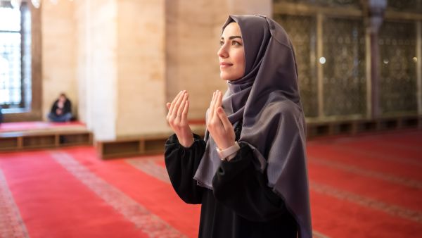 دعاء اليوم الثامن عشر من شهر رمضان 2024