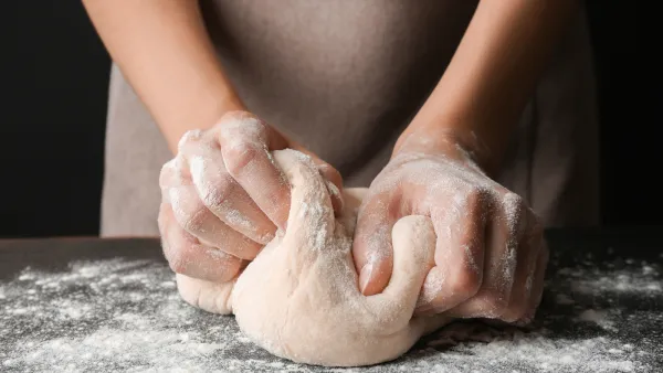 طريقة عمل الخبز المنزلي  