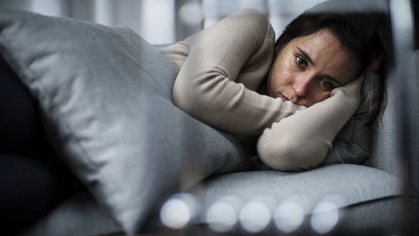 إن العديد من الأعراض التي تصاحب فترة انقطاع الطمث والتي تتمثل في السخونة المفاجئة