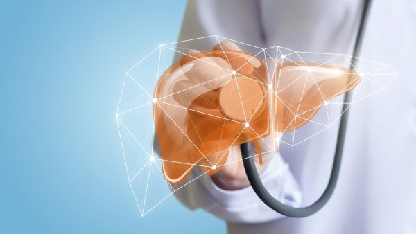يمكنك تنظيف الكبد بشكل طبيعي وتجديد الخلايا وتزويده بالعناصر الغذائية