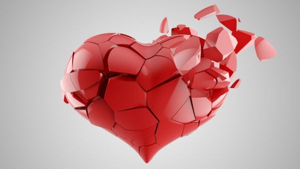 يعتقد الشخص الأناني أحد الأسباب لابتعاد الطرف الآخر، فهو دائمًا ما يفكر باحتياجاته الخاصة