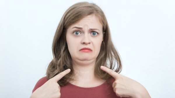 يمكن فرك وتدليك الذقن والرقبة بزبد الكاكاو