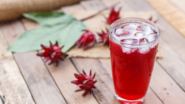 يقي شراب الكركديه الصائم في رمضان من تقلّبات المزاج