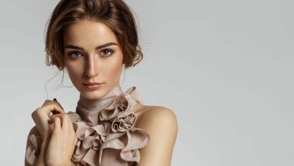 من أهمّ الطرق لإظهار الطبيعة الأنثوية، تكون بإظهار احترامها لنفسها واحترامها للآخرين